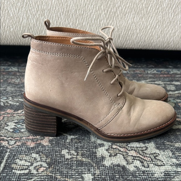 Sarto by Franco Sarto Booties size 5. - Picture 4 of 7